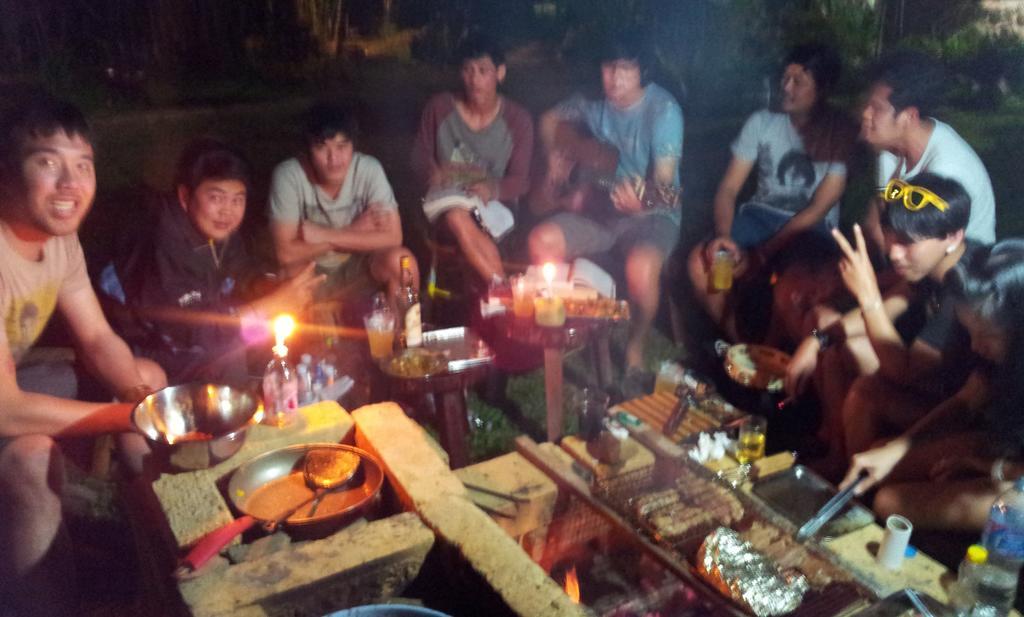 Baandin Chiewlarn Hotel Ban Tha Khun Bagian luar foto