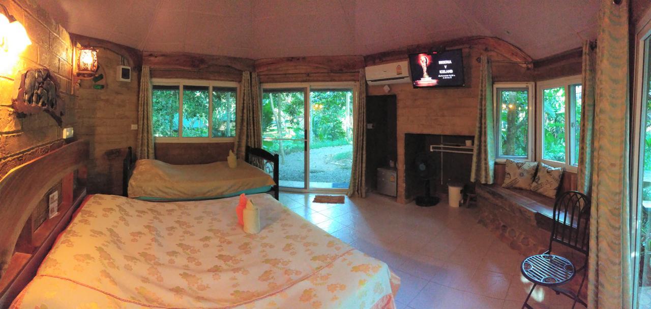Baandin Chiewlarn Hotel Ban Tha Khun Bagian luar foto